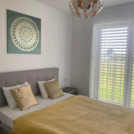 Апартаменты Royal Aquamarine - Lakeside Luxury Flat At Balaton *